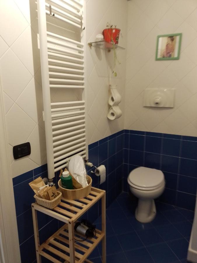 B&B Cupole E Campanili Napoli Bagian luar foto