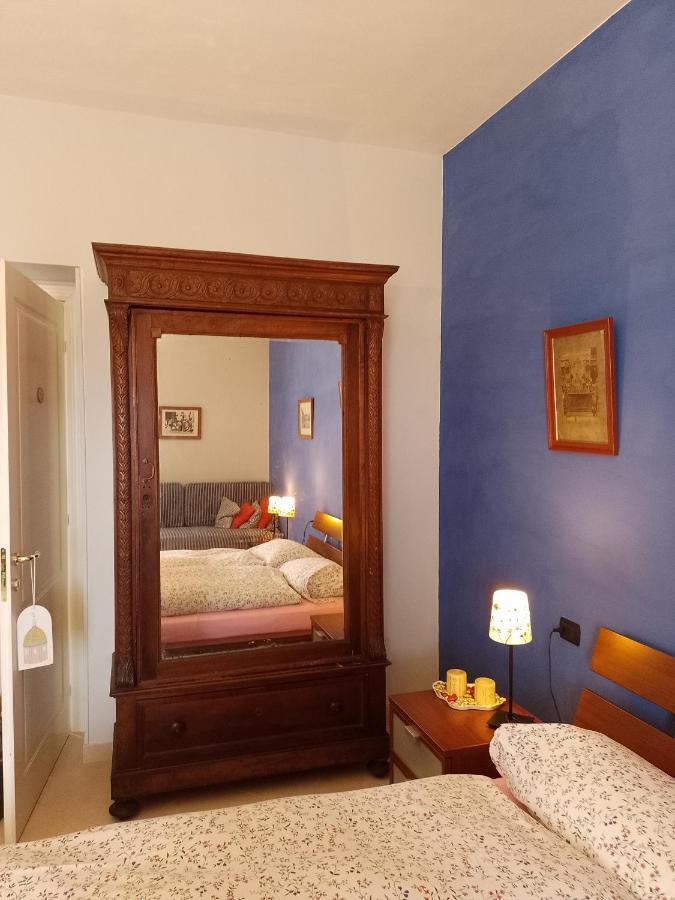 B&B Cupole E Campanili Napoli Bagian luar foto